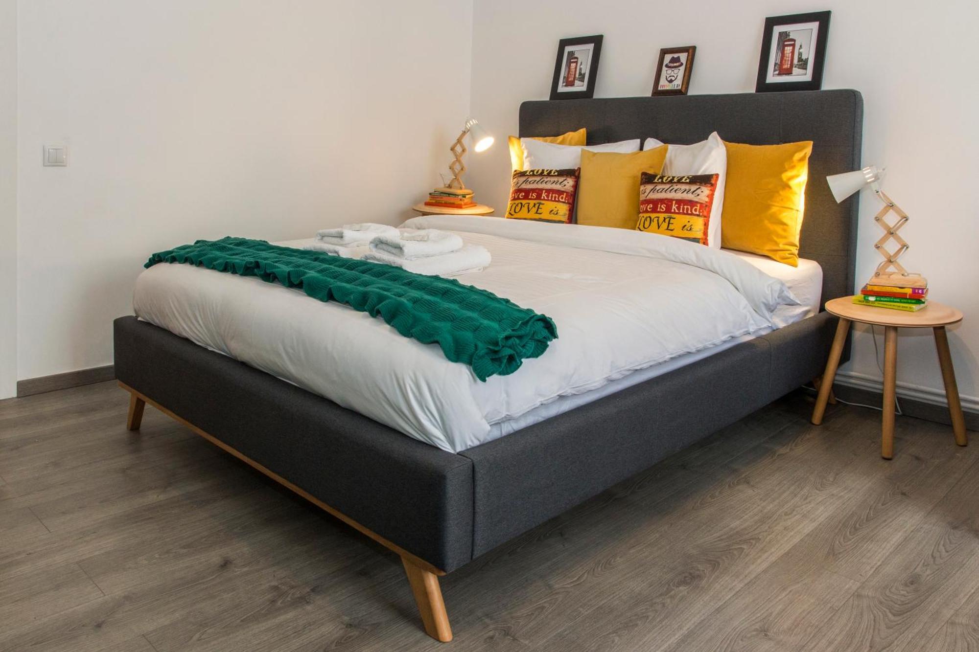 Old Town Premium Apartment By Mrg Bucharest Exterior photo
